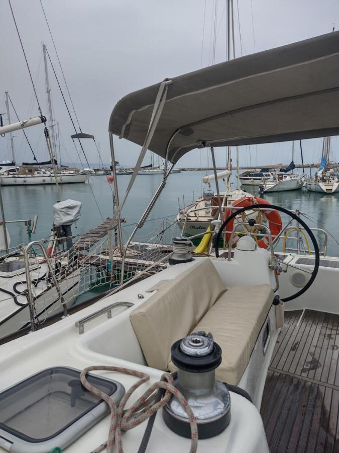 Private Room On Sailing Yacht 'Victoire' Marzamemi Exterior photo